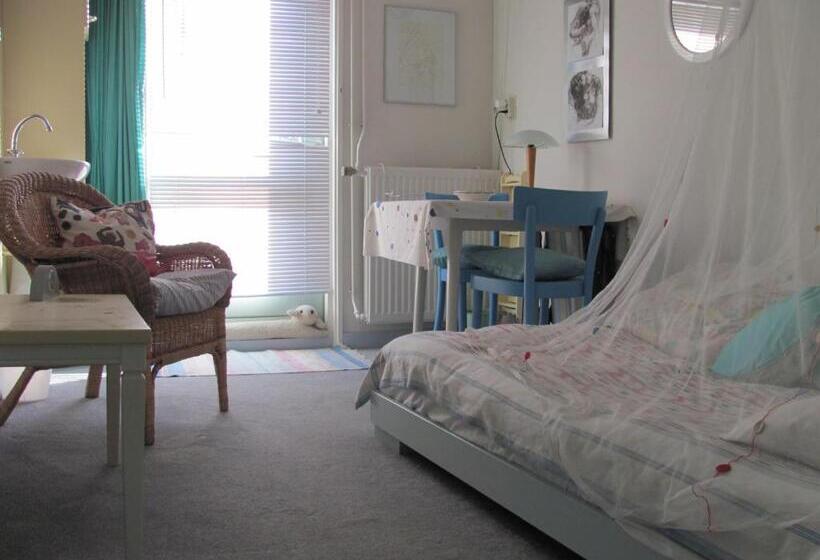 住宿加早餐 De Witte Wolk