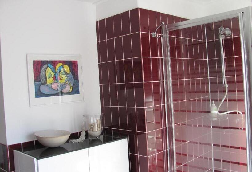 住宿加早餐 De Witte Wolk