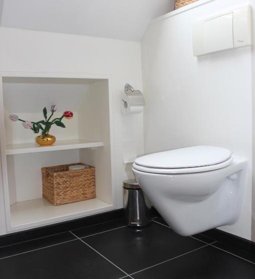 مبيت وإفطار Hof Van Lutten