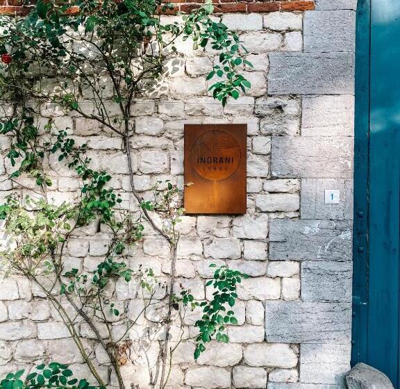 ベッドアンドブレックファースト Indrani Lodge