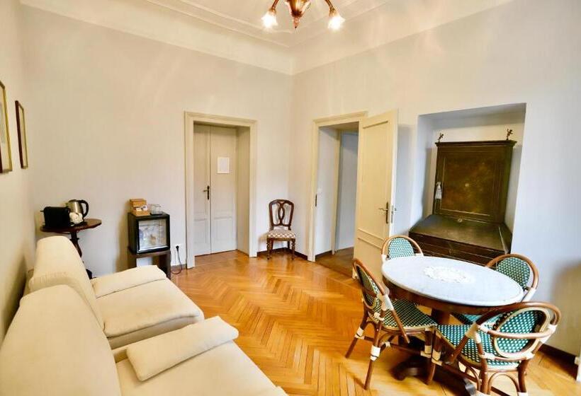 مبيت وإفطار La Villa Del Lago