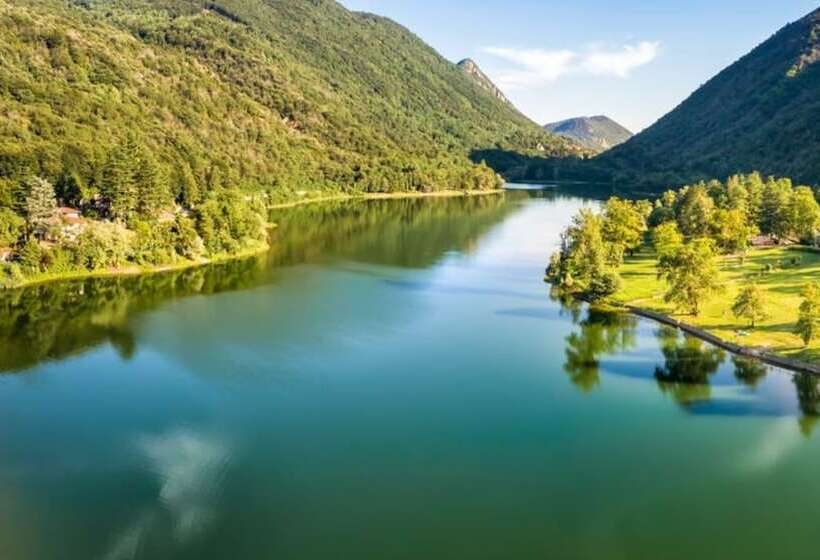 مبيت وإفطار La Villa Del Lago