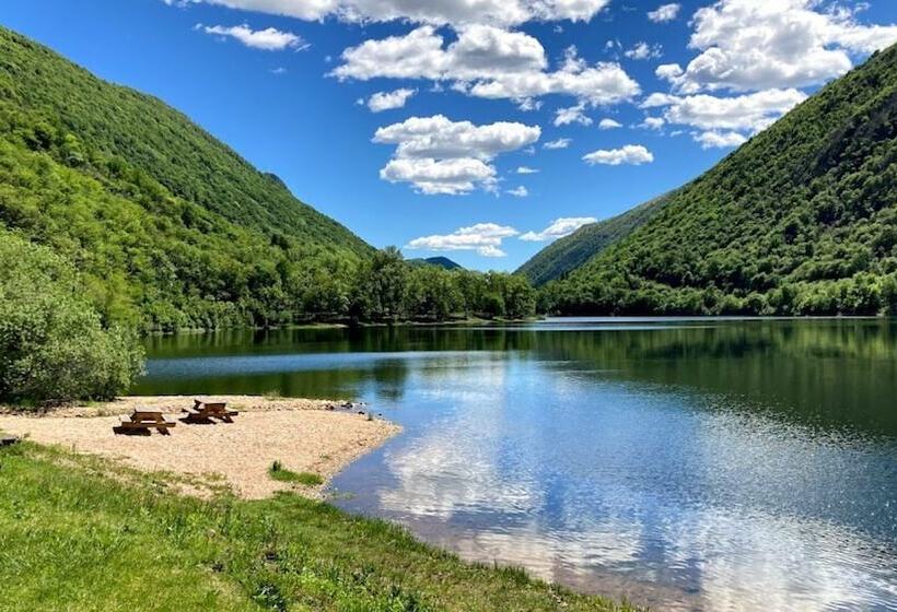 مبيت وإفطار La Villa Del Lago