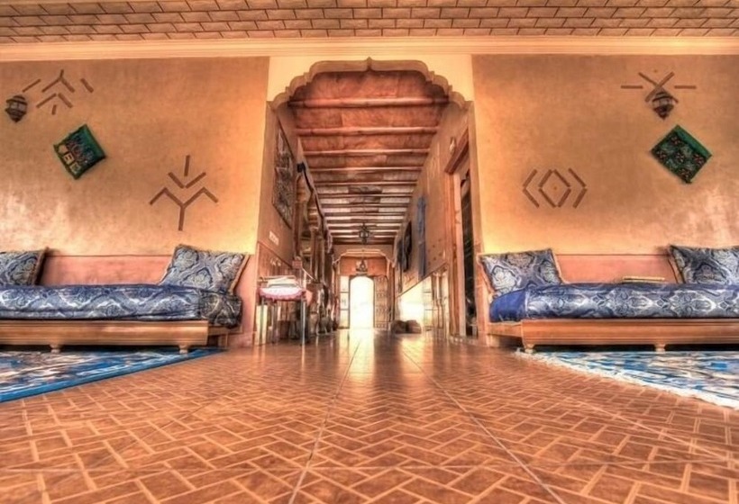 مبيت وإفطار Maison D Hôtes Restaurant Chez L Habitant Amazigh