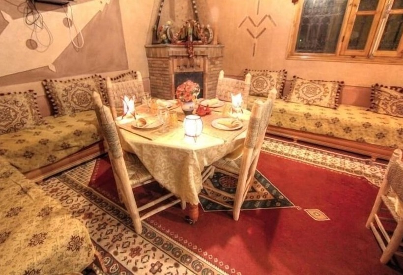 مبيت وإفطار Maison D Hôtes Restaurant Chez L Habitant Amazigh