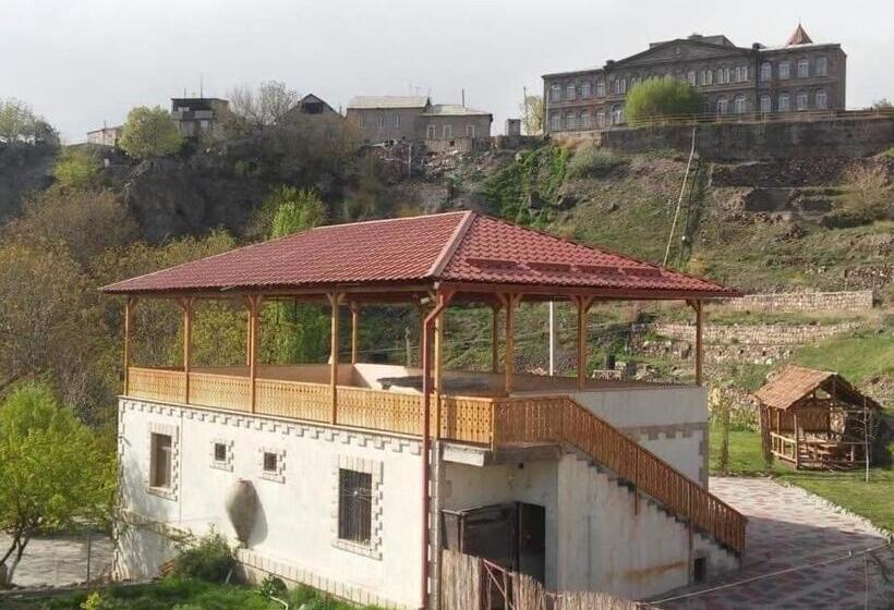 مبيت وإفطار Old Oasis