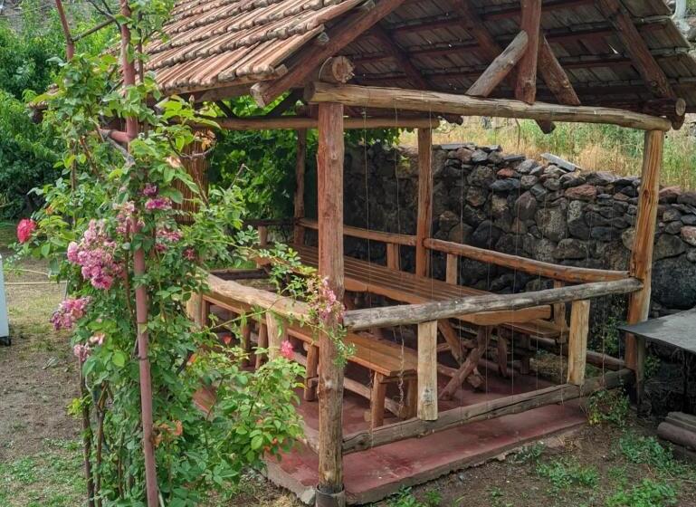 مبيت وإفطار Old Oasis