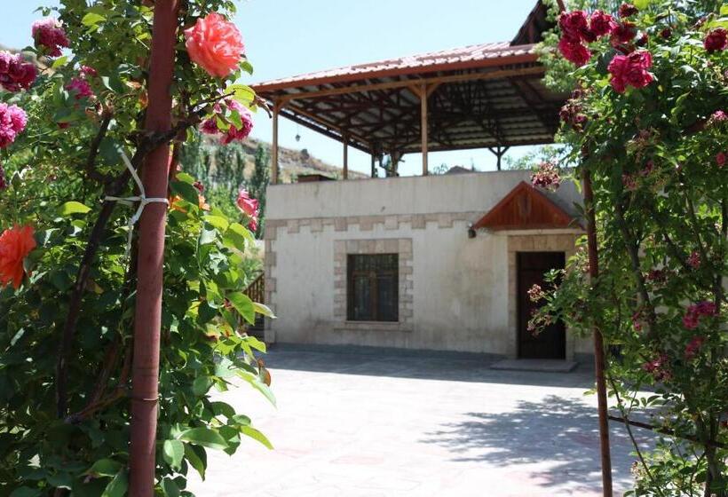 مبيت وإفطار Old Oasis