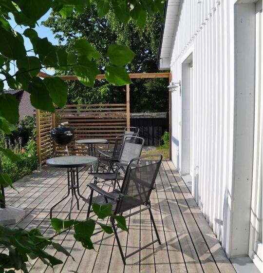 مبيت وإفطار Room In Ekestad