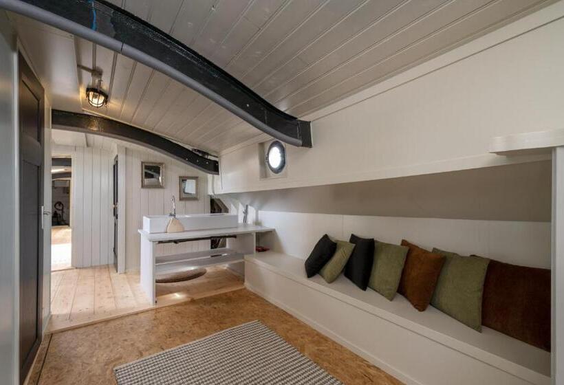 Bed and Breakfast Rufus Aan Het Water