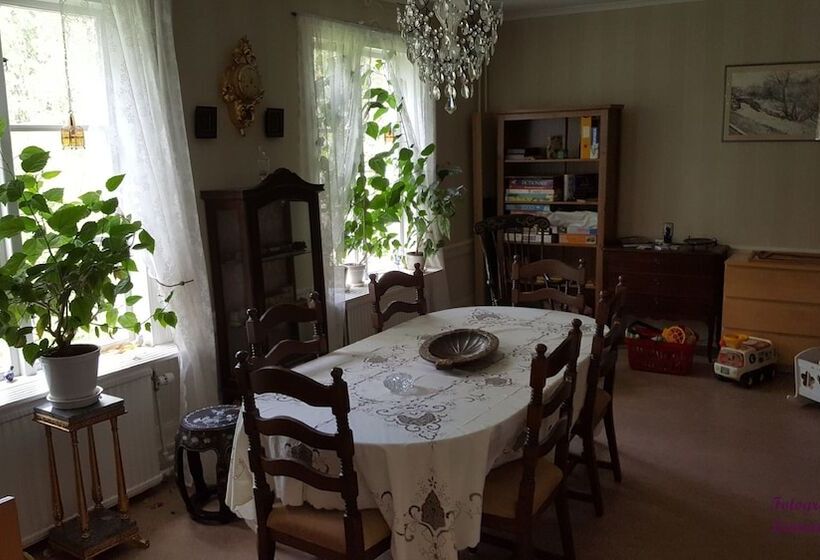 Bed and Breakfast Solmyra 56 Gästhem