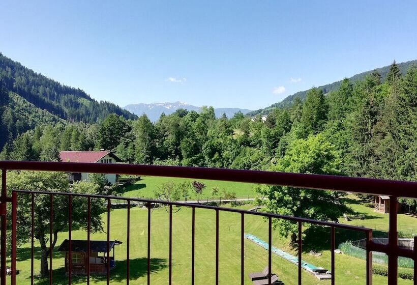 Familienhotel Trebesingerhof