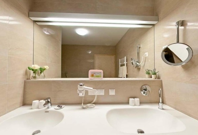 Familienhotel Trebesingerhof