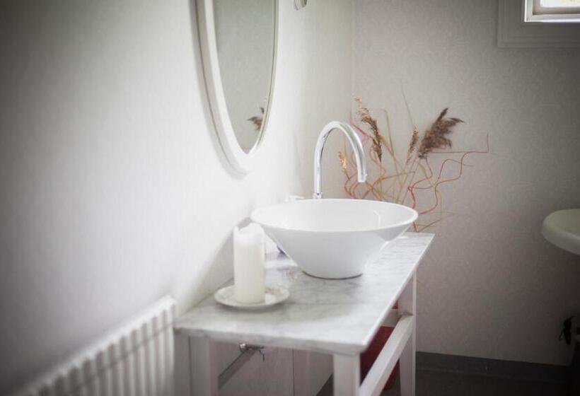 Fredriksons Vilt, Vin & Pensionat