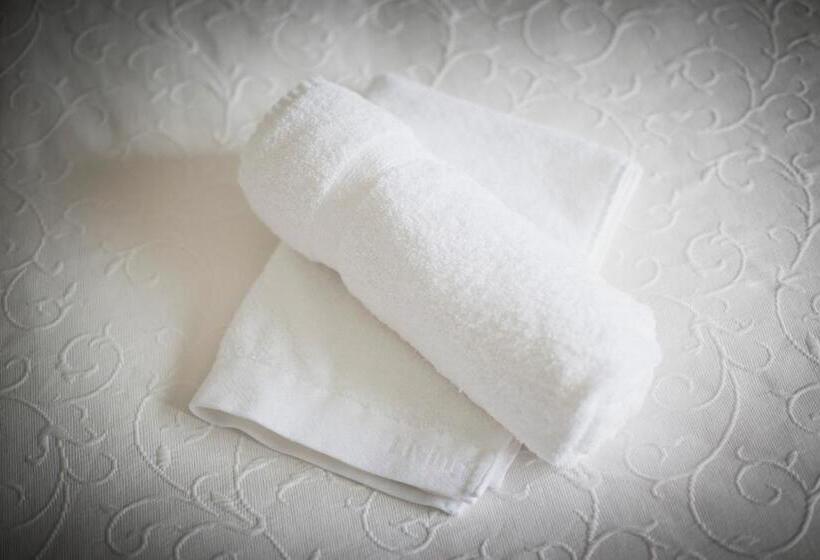 Fredriksons Vilt, Vin & Pensionat