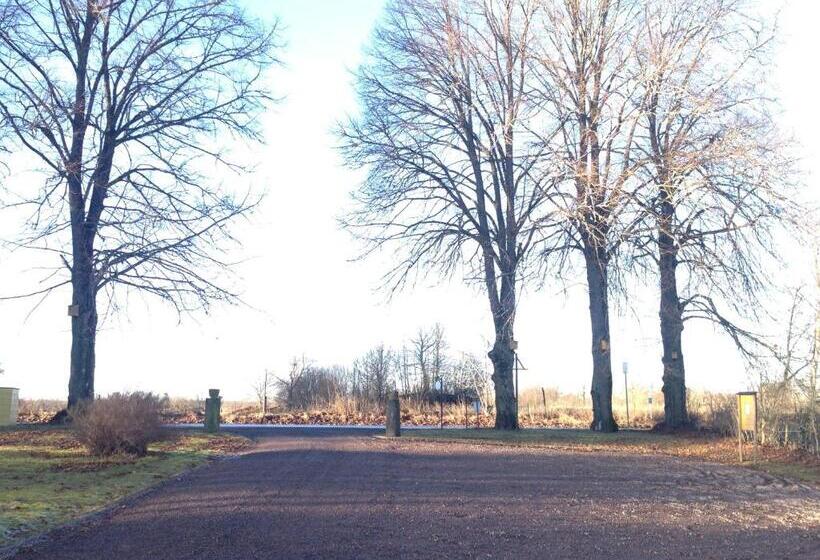 Fredriksons Vilt, Vin & Pensionat