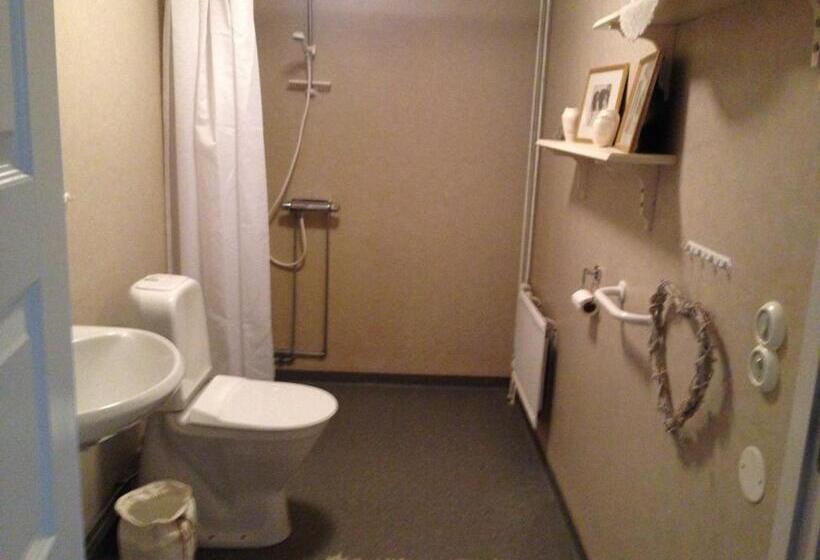 Fredriksons Vilt, Vin & Pensionat