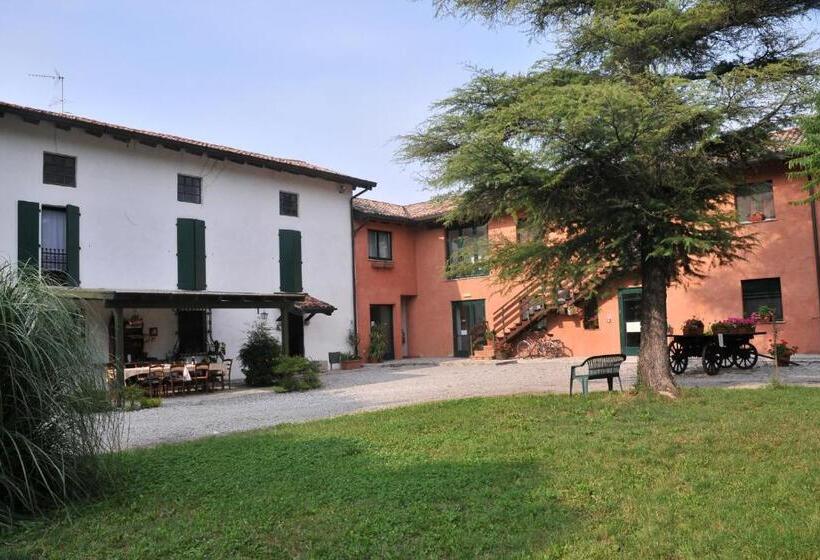 فندق Agriturismo Le Oche Selvatiche