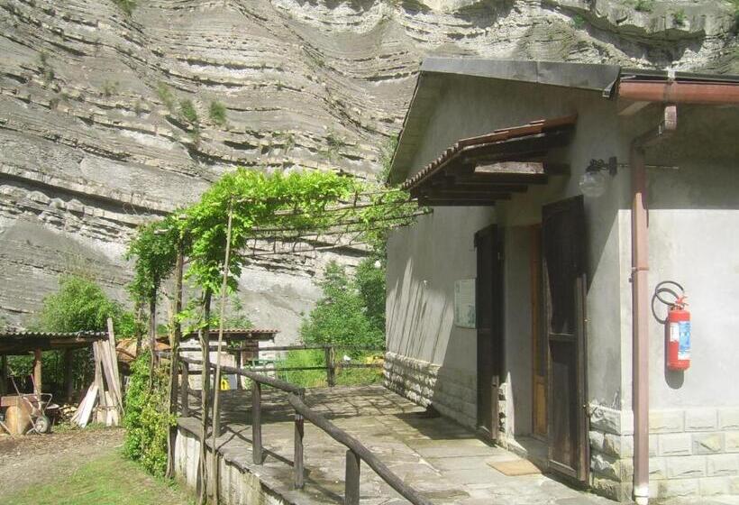 Отель Agriturismo Mulino Di Culmolle