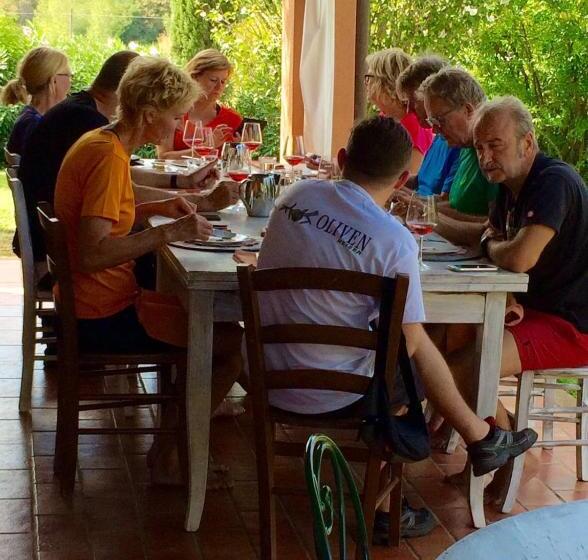 فندق Agriturismo Pian Dei Pini