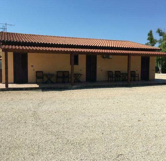 בית מלון כפרי Agriturismo Sechi
