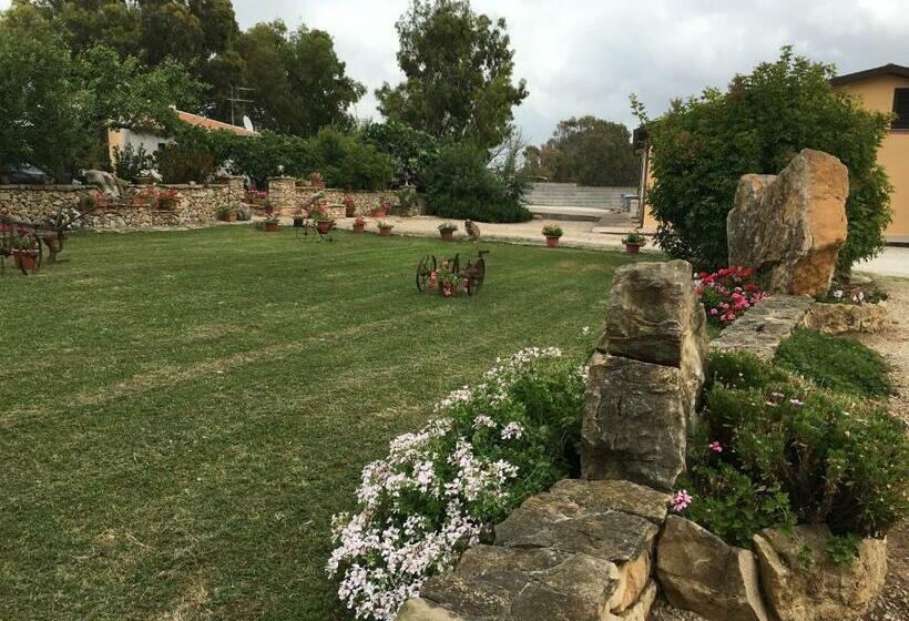 בית מלון כפרי Agriturismo Sechi