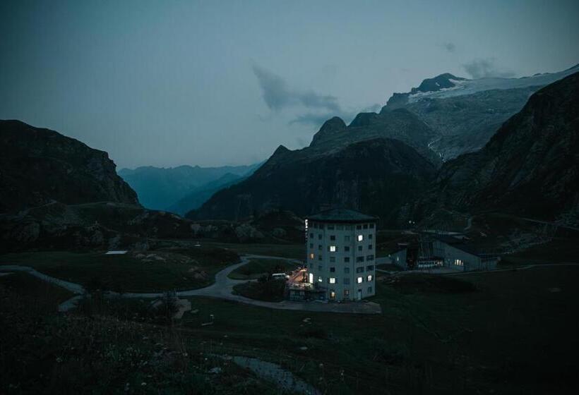 فندق Albergo Robiei