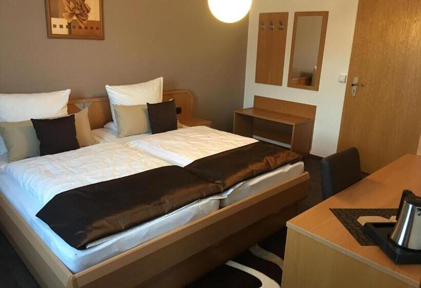 Отель Am Brünnchen