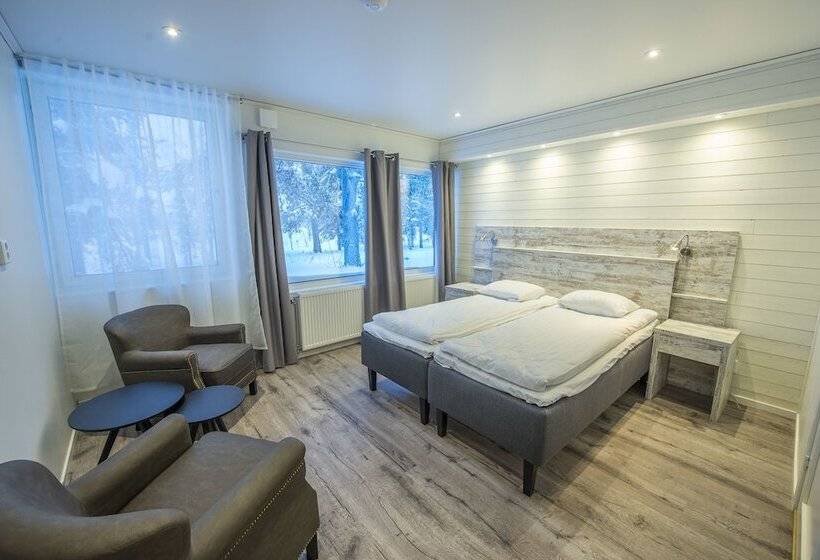 Отель Aurora Mountain Lodge