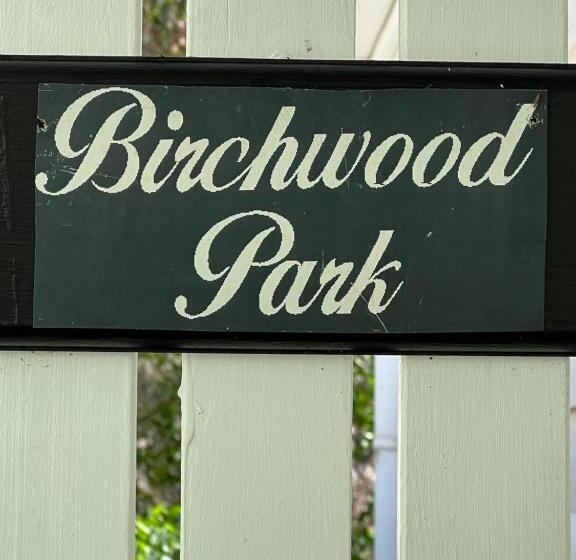 Отель Birchwood Cottage