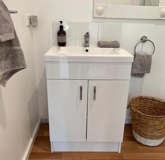 ホテル Birchwood Cottage