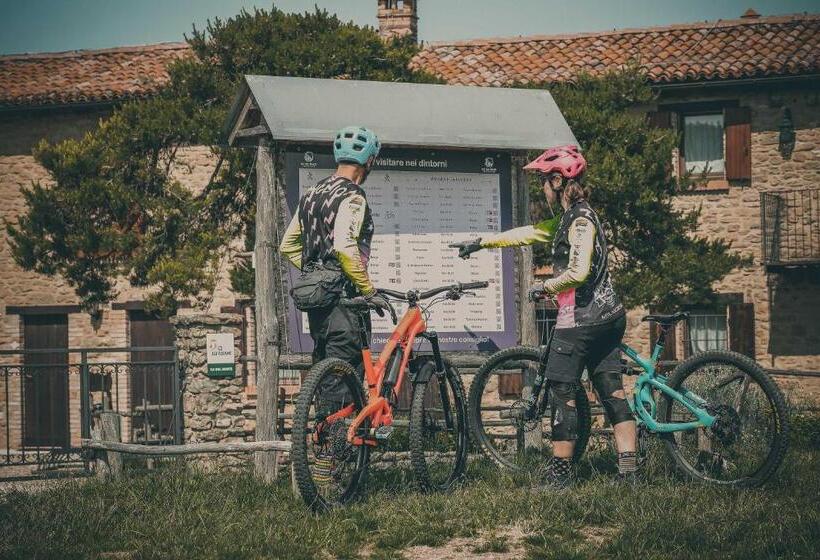 Отель Ca  Del Monte Resort