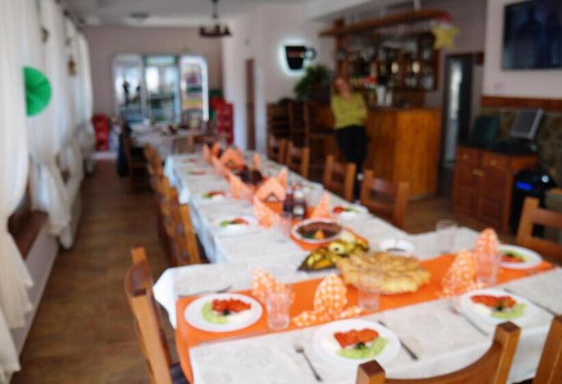 فندق Family Complex Krisbo
