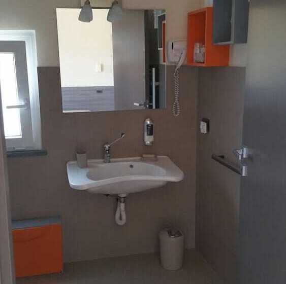 فندق Foresteria La Merlina