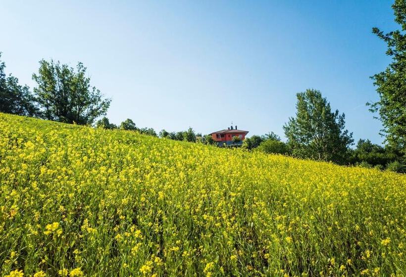 فندق Foresteria La Merlina