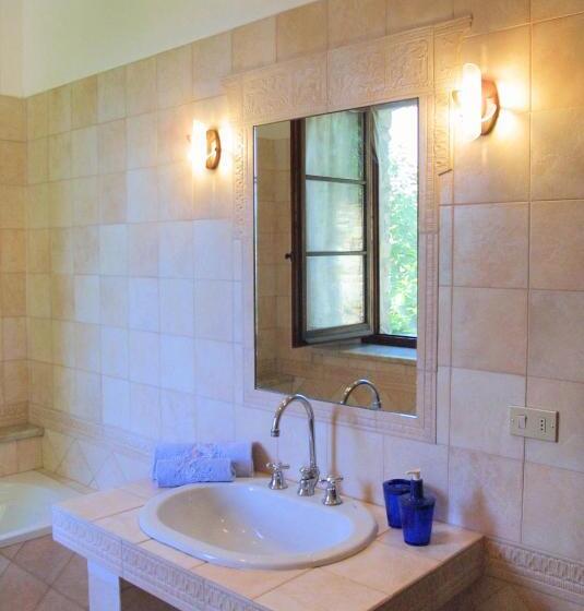 فندق Forni Rosaia