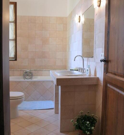 فندق Forni Rosaia