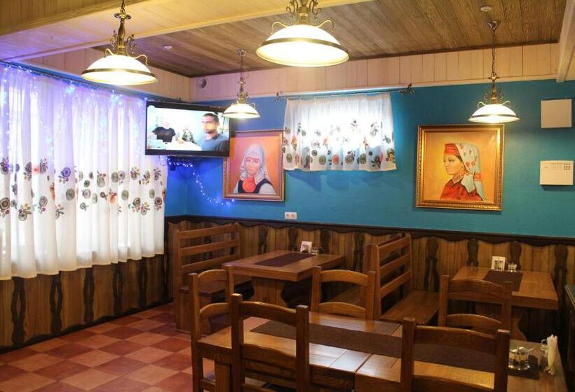 ホテル Gostyniy Dvir Synevir