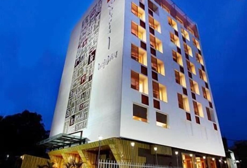 ホテル Imperial Heights