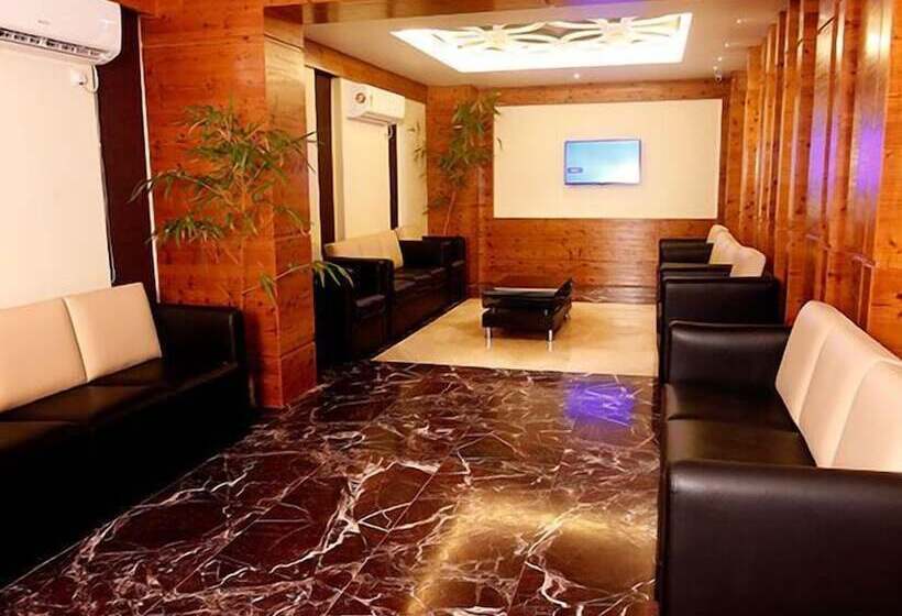 ホテル Imperial Heights