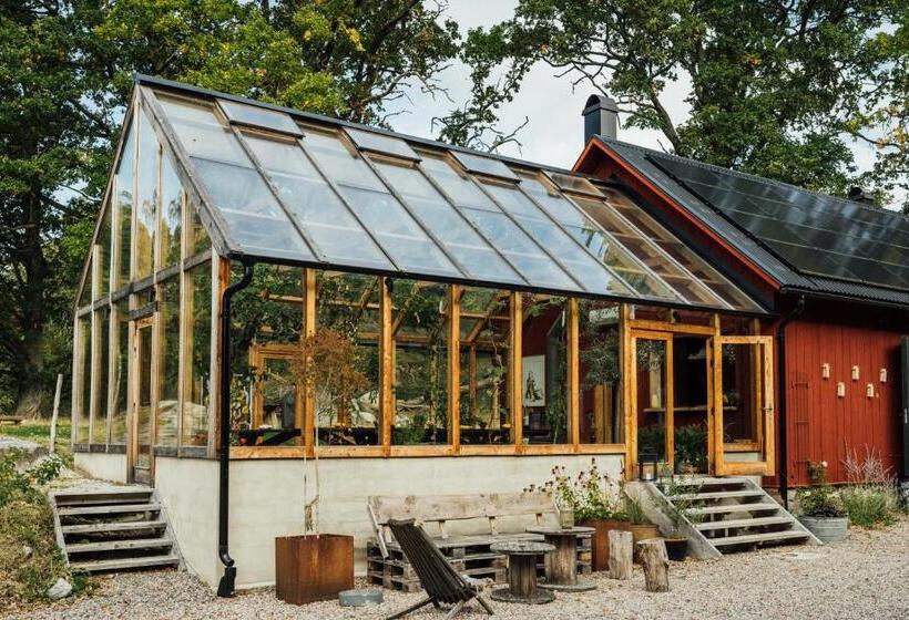 فندق Lindeborgs Eco Retreat