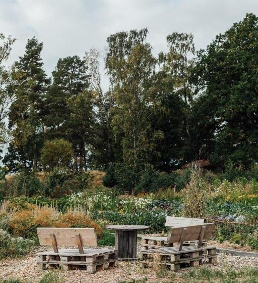 فندق Lindeborgs Eco Retreat