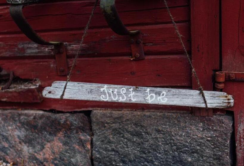 فندق Lindeborgs Eco Retreat