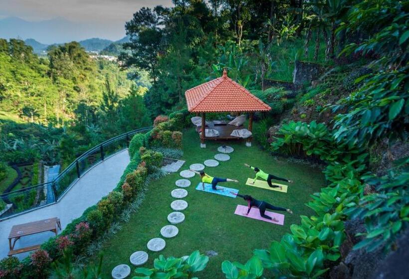 Nava Hotel Tawangmangu