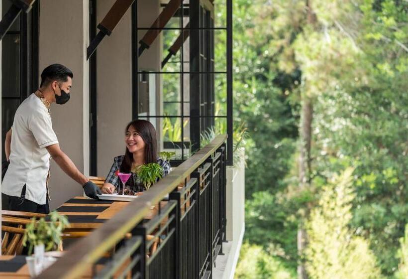 Nava Hotel Tawangmangu