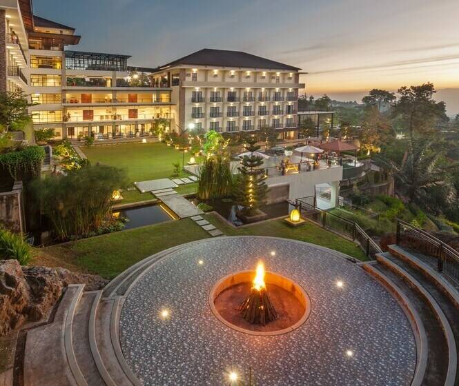 Nava Hotel Tawangmangu