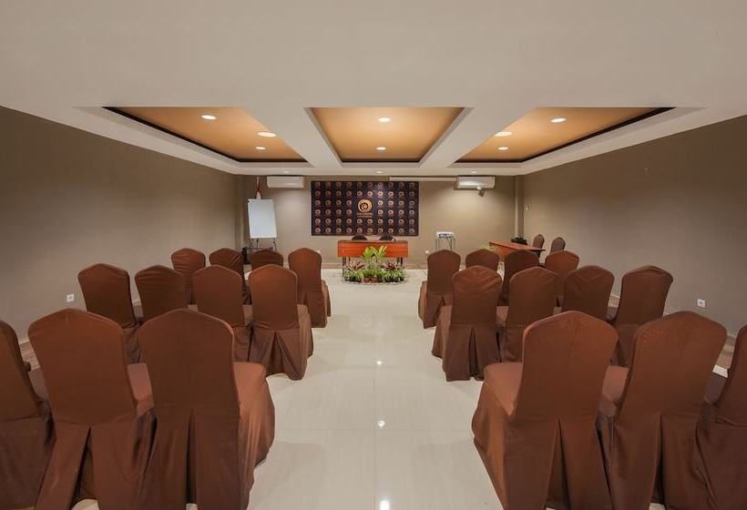 Nava Hotel Tawangmangu