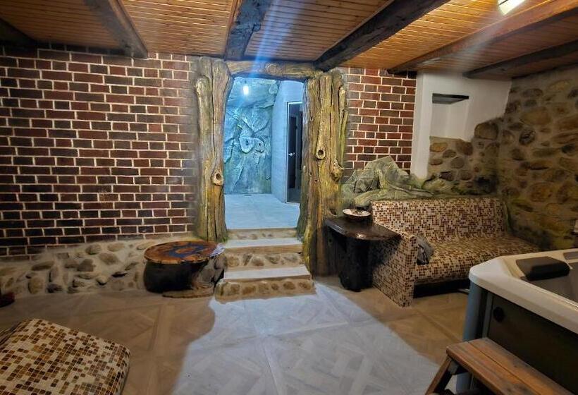 Отель Pensiunea Agroturistica Cerna, Vaideeni, Valcea