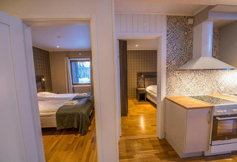 בית מלון כפרי Pinetree Lodge