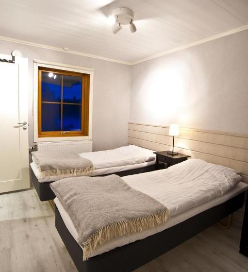 בית מלון כפרי Pinetree Lodge